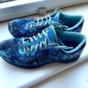 asics gel noosa blue